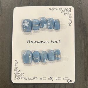 Small Size Blue Floral Press-On Nails